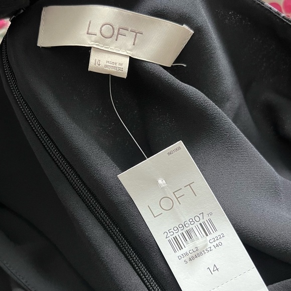 LOFT | Floral Long Sleeve Dress - Picture 5 of 7